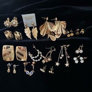 Vintage Gold tone earrings lot